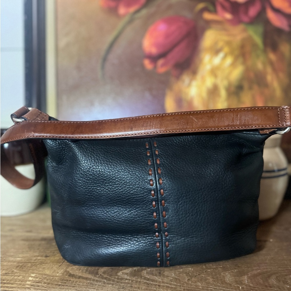 Fossil Black Leather Hobo Bag with Brown Accents #75802 - Picture 4 of 13